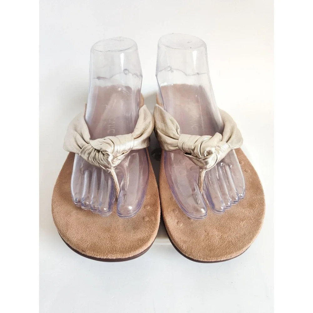 Vionic Pippa Sandals 10 Gold Leather Knotted Orthotic Thong Flip Flops Comfort